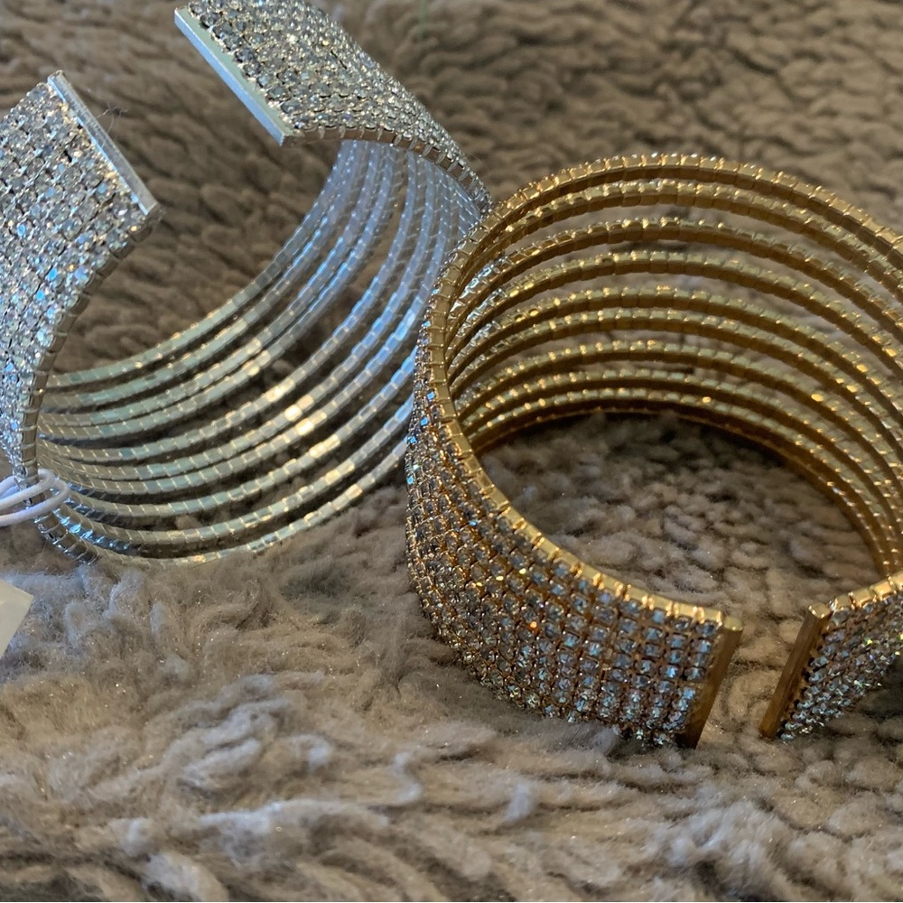 Elegant Gold and Silver Cuff Bracelets - Picture 2 of 4